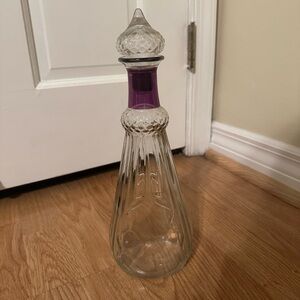 Elegant Glass Decanter with Purple Accent